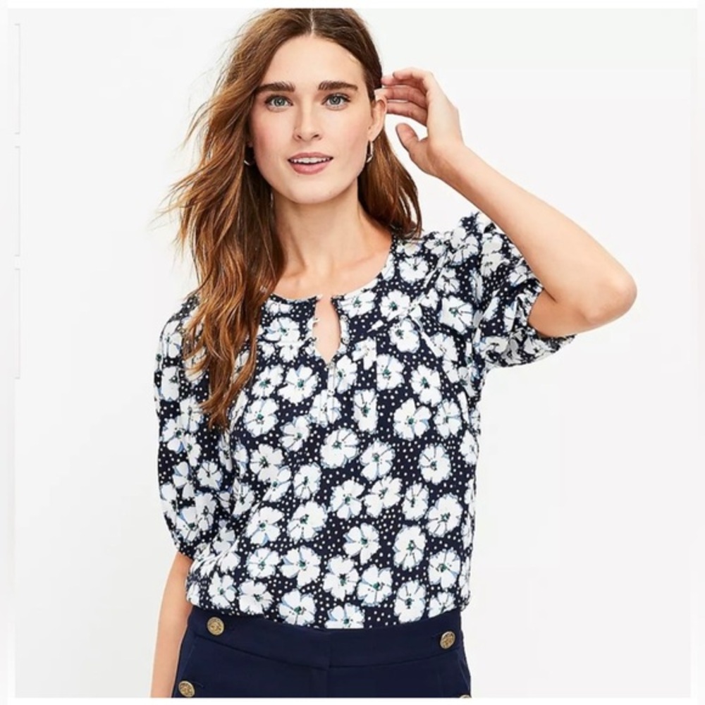 Blue and White Floral Puff Sleeve Blouse